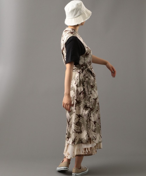 AVIREX（アヴィレックス）の「マリンチャート カモ ノーカラーシャツワンピース/ MARINE CHART CAMO NO-COLLAR SHIRT ONEPIECE（シャツワンピース・レディース・ベージュ/グレー・FREE）」の8枚目の写真