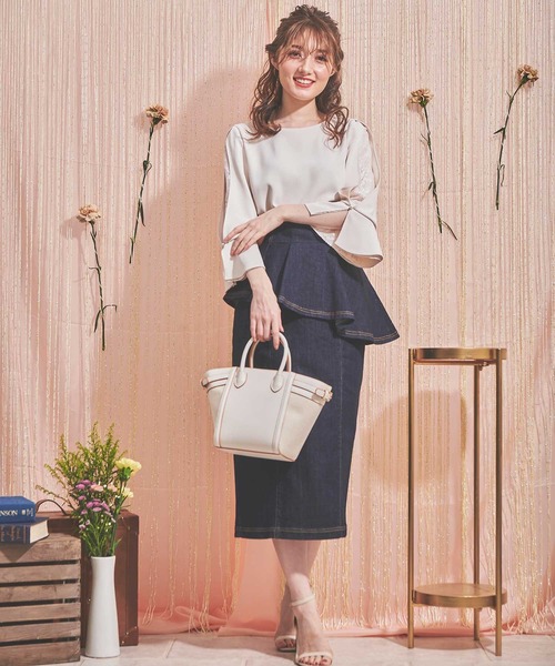 NOELA（ノエラ）の「レーススリーブブラウス（シャツ/ブラウス・レディース・ネイビー/ベージュ/オフホワイト・FREE）」の20枚目の写真