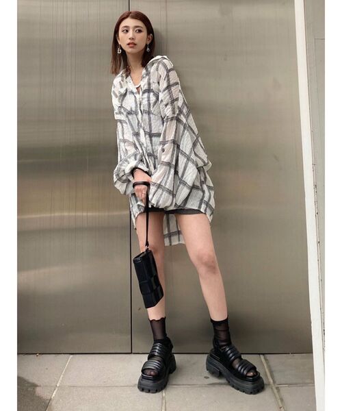 EMODA(エモダ)の「ボーイズエアリーシャツ(シャツ/ブラウス・レディース・その他・FREE)」の8枚目の写真