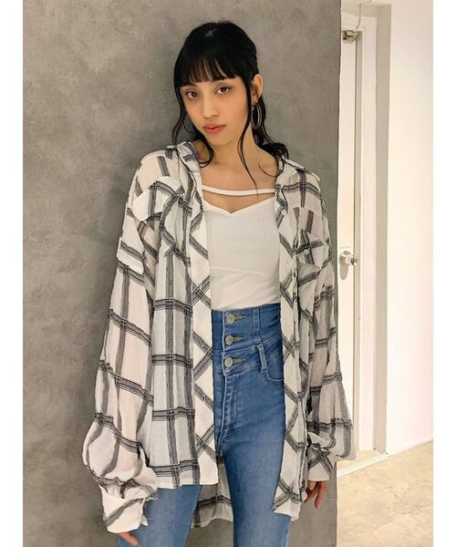 EMODA(エモダ)の「ボーイズエアリーシャツ(シャツ/ブラウス・レディース・その他・FREE)」の11枚目の写真