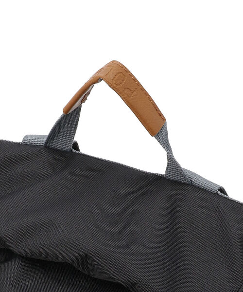 POLeR OUTDOOR STUFF（ポーラーアウトドアスタッフ）の「POLeR OUTDOOR STUFF/ポーラーアウトドアスタッフ　ELEVATED ROLLTOP（バックパック/リュック・メンズ・ブラック・FREE）」の6枚目の写真