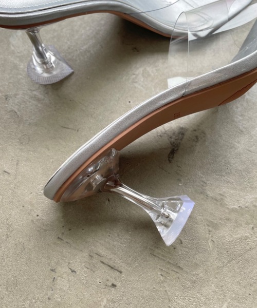 SHAGGIE（シャギー）の「【PVCストラップ】クリアミッドヒールサンダル（サンダル・レディース・ブラック/シルバー・M/L/XL）」の17枚目の写真