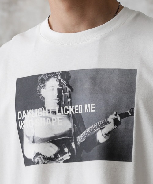 NANO universe（ナノユニバース）の「KENJI KUBO フォトTシャツ Robert（Tシャツ/カットソー・メンズ・ホワイト/ブラック・S/M/L）」の9枚目の写真