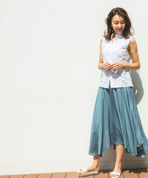 NARACAMICIE（ナラカミーチェ）の「シアー量感フレアースカート（スカート・レディース・ブルー/イエロー・MEDIUM）」の10枚目の写真