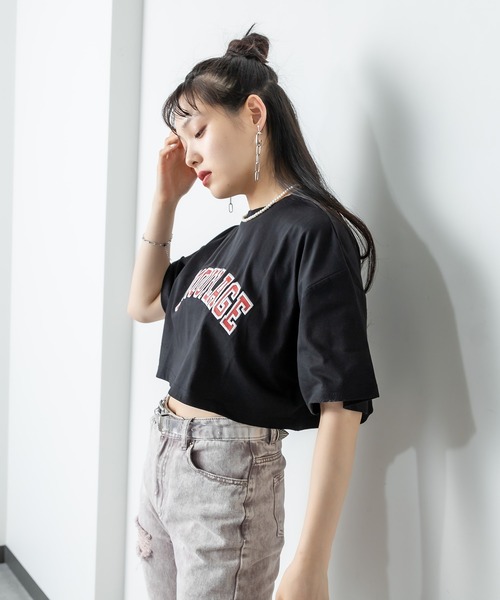 RASVOA(ラスボア)の「カレッジロゴクロップドワイドTシャツ(Tシャツ/カットソー・レディース・ブラック/オフホワイト/ブルー/グリーン・FREE)」の19枚目の写真