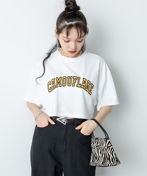 RASVOA(ラスボア)の「カレッジロゴクロップドワイドTシャツ(Tシャツ/カットソー・レディース・ブラック/オフホワイト/ブルー/グリーン・FREE)」の16枚目の写真