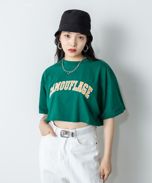 RASVOA(ラスボア)の「カレッジロゴクロップドワイドTシャツ(Tシャツ/カットソー・レディース・ブラック/オフホワイト/ブルー/グリーン・FREE)」の15枚目の写真