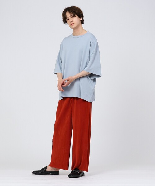 tk.TAKEO KIKUCHI（ティーケータケオキクチ）の「◆Pima CottonダンボールスクエアTシャツ（Tシャツ/カットソー・メンズ・ホワイト/チャコールグレー/サックスブルー・01/02/03）」の4枚目の写真