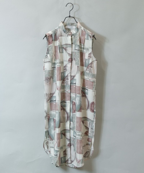 ARCANUM DESIGN（アルカナムデザイン）の「ARL　幾何学柄ノースリーブハーフシャツ（シャツ/ブラウス・レディース・グレー/イエロー/オレンジ・FREE）」の2枚目の写真