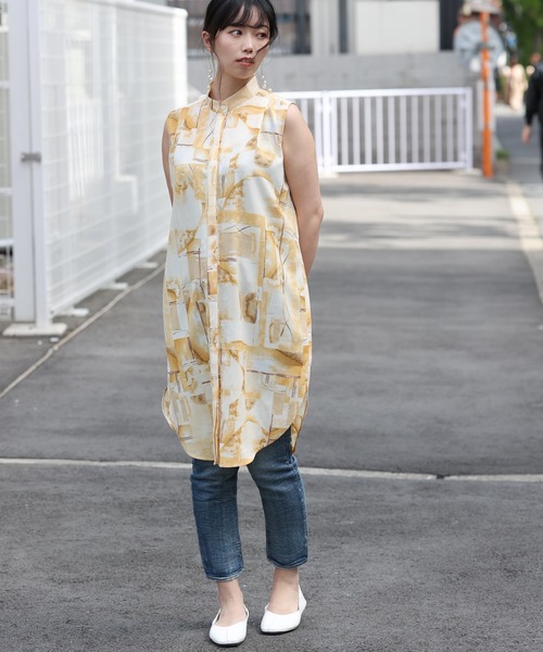 ARCANUM DESIGN（アルカナムデザイン）の「ARL　幾何学柄ノースリーブハーフシャツ（シャツ/ブラウス・レディース・グレー/イエロー/オレンジ・FREE）」の8枚目の写真