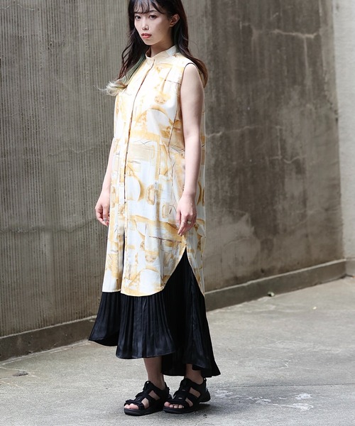 ARCANUM DESIGN（アルカナムデザイン）の「ARL　幾何学柄ノースリーブハーフシャツ（シャツ/ブラウス・レディース・グレー/イエロー/オレンジ・FREE）」の6枚目の写真