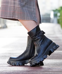 BUENO | BUENO （ブエノ） / ボリュームソール サイドジップブーツ R5600 厚底アンクルブーツ トラックソールブーツ ヒールブーツ(ブーツ)