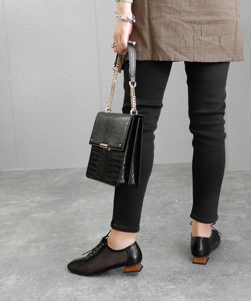 minia(ミニア)の「チュール×PUコンビのレースアップシューズ ◆(ドレスシューズ・レディース・ブラック/ベージュ・LL/M/S/L)」の14枚目の写真