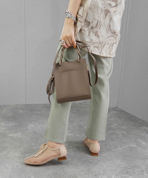 minia(ミニア)の「チュール×PUコンビのレースアップシューズ ◆(ドレスシューズ・レディース・ブラック/ベージュ・LL/M/S/L)」の7枚目の写真