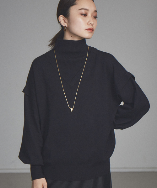 NOMINE（ノミネ）の「レイヤード風タートルニット（ニット/セーター・レディース・ホワイト/ブラック/ブルー/キャメル/イエロー/グリーン・フリー）」の3枚目の写真