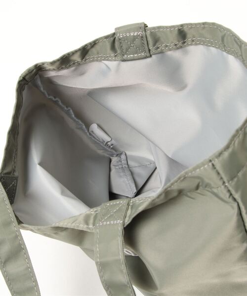 agnes b.(アニエスベー)の「GL11 E BAG ロゴ刺繍トートバッグ(トートバッグ・キッズ・グレー・UNI)」の6枚目の写真