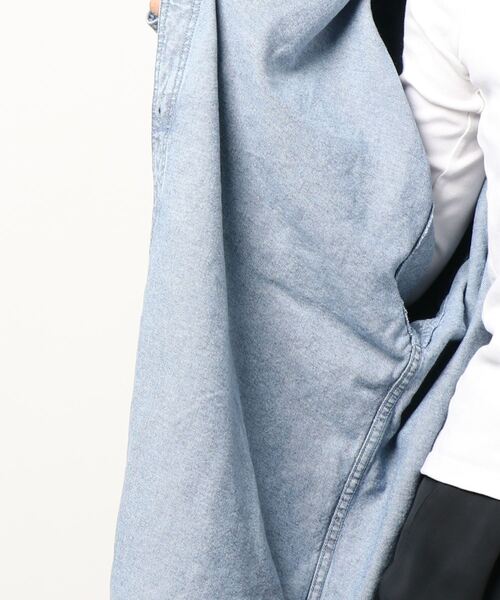 HONEYSUCKLE ROSE（ハニーサックルローズ）の「【HONEYSUCKLE ROSE】デニムシャツアウター（シャツ/ブラウス・レディース・ライトインディゴブルー・M/L）」の3枚目の写真