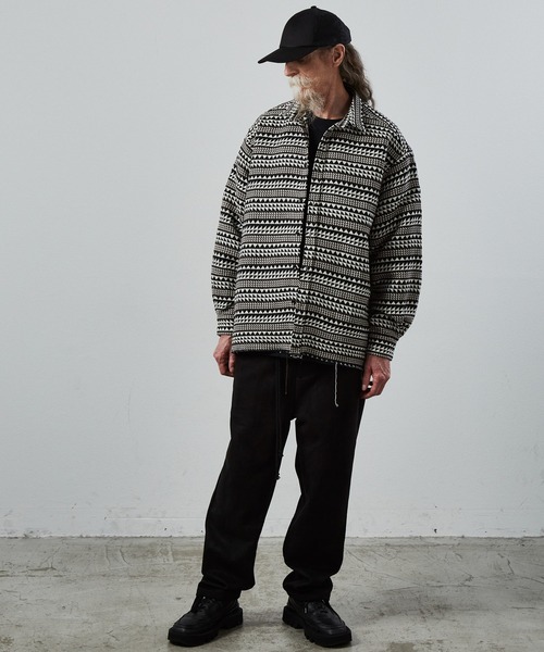 UNSELDs（アンセルズ）の「【UNSELDs アンセルズ】ゴブランカットオフシャツ［セットアップ対応］（シャツ/ブラウス・メンズ・ベージュ/ホワイト×ブラック・L/M）」の10枚目の写真