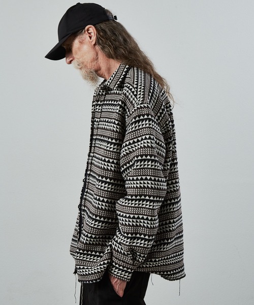 UNSELDs（アンセルズ）の「【UNSELDs アンセルズ】ゴブランカットオフシャツ［セットアップ対応］（シャツ/ブラウス・メンズ・ベージュ/ホワイト×ブラック・L/M）」の4枚目の写真