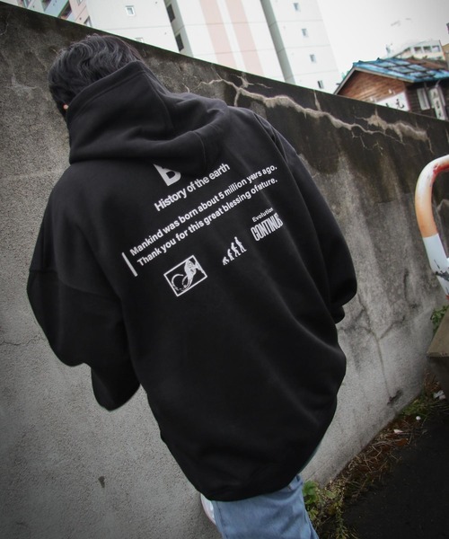 ZIP FIVE（ジップファイブ）の「【ZIP FIVE】【肉厚】 ビッグシルエット バックメッセージプリント＆英字ワンポイント プルパーカー（パーカー・メンズ・アイボリー系/ベージュ/カーキ/ブルー系/ホワイト系1/オートミール/イエロー系/ブラック/マスタード/ベージュ系/ホワイト系/グレー/ブルー/ネイビー系/ホワイト/グレー系/ブラック系/ダークグリーン/アイボリー/ネイビー・X-LARGE/MEDIUM/LARGE）」の6枚目の写真