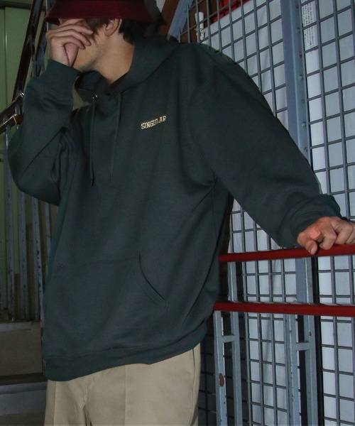 ZIP FIVE（ジップファイブ）の「【ZIP FIVE】【肉厚】 ビッグシルエット バックメッセージプリント＆英字ワンポイント プルパーカー（パーカー・メンズ・アイボリー系/ベージュ/カーキ/ブルー系/ホワイト系1/オートミール/イエロー系/ブラック/マスタード/ベージュ系/ホワイト系/グレー/ブルー/ネイビー系/ホワイト/グレー系/ブラック系/ダークグリーン/アイボリー/ネイビー・X-LARGE/MEDIUM/LARGE）」の13枚目の写真