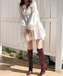【Lili Lurex】フリルカラーボリュームワンピース
