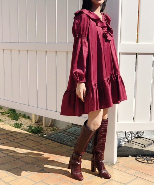 Banner Barrett（バナーバレット）の「【Lili Lurex】フリルカラーボリュームワンピース（ワンピース・レディース・オフホワイト/ボルドー・38）」の7枚目の写真