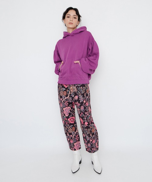 Levi's（リーバイス）の「LEVI'S(R) MADE&CRAFTED(R) BARREL SAFARI TAPESTRY PINK PURPLE（その他パンツ・レディース・マルチ・28inch/24inch/25inch/26inch/27inch/23inch）」の8枚目の写真