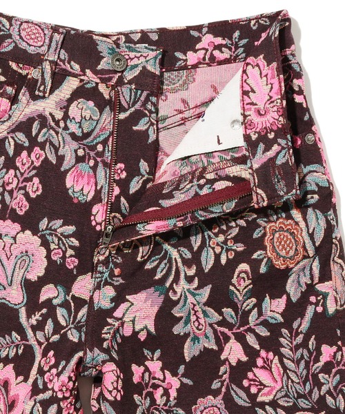 Levi's（リーバイス）の「LEVI'S(R) MADE&CRAFTED(R) BARREL SAFARI TAPESTRY PINK PURPLE（その他パンツ・レディース・マルチ・28inch/24inch/25inch/26inch/27inch/23inch）」の13枚目の写真