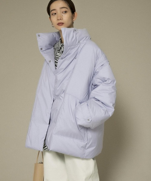 KBF（ケイビーエフ）の「エアコンダウンBIGジャケット（ダウンジャケット/コート・レディース・ベージュ/アイボリー/ブルー系その他・ONE）」の8枚目の写真