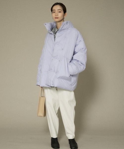 KBF（ケイビーエフ）の「エアコンダウンBIGジャケット（ダウンジャケット/コート・レディース・ベージュ/アイボリー/ブルー系その他・ONE）」の9枚目の写真