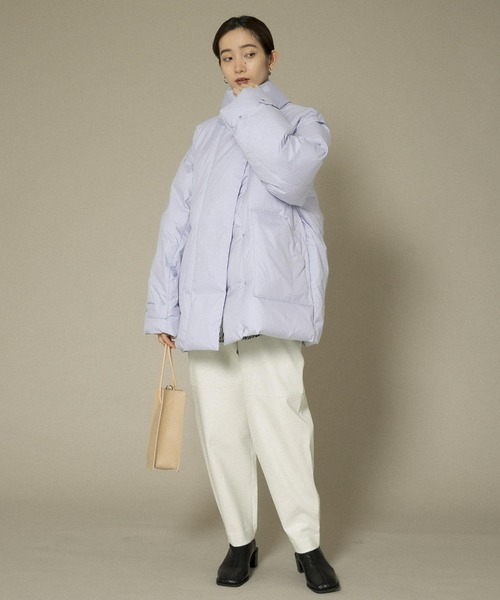 KBF（ケイビーエフ）の「エアコンダウンBIGジャケット（ダウンジャケット/コート・レディース・ベージュ/アイボリー/ブルー系その他・ONE）」の16枚目の写真