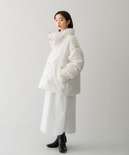 KBF（ケイビーエフ）の「エアコンダウンBIGジャケット（ダウンジャケット/コート・レディース・ベージュ/アイボリー/ブルー系その他・ONE）」の19枚目の写真