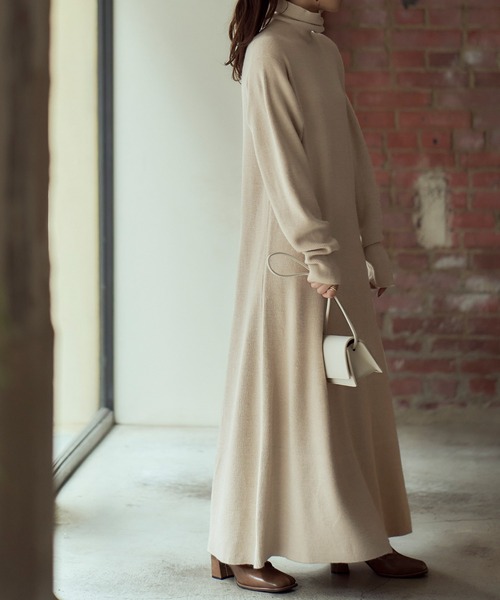 titivate（ティティベイト）の「ﾚｲﾔｰﾄﾞﾆｯﾄﾜﾝﾋﾟｰｽ（ワンピース・レディース・ベージュ/ベージュ系その他/ブラウン系その他・S/M）」の22枚目の写真