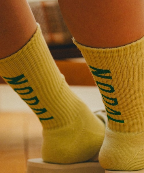 NODAL(ノーダル)の「NODAL / ノーダル LOGO SOCKSロゴソックス(ユニセックス)(ソックス/靴下・メンズ・ピンク/ホワイト/グレー/ブラック/サックスブルー/ヘザーグレー/オリーブドラブ/イエロー/レッド/ライトブルー/オレンジ/ネイビー/パープル/ブラウン/ブラック系その他/ホワイト系その他/エメラルド/ライトイエロー/アッシュグレー/ダークブルー/ワイン/アイボリー/クリーム/アクア/ダークブラウン/オートミール/ミント/キャメル/ダークネイビー・FREE)」の14枚目の写真