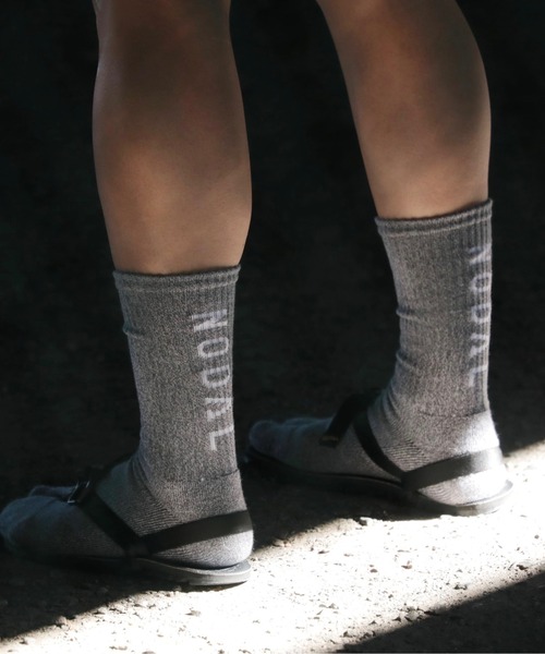 NODAL(ノーダル)の「NODAL / ノーダル LOGO SOCKSロゴソックス(ユニセックス)(ソックス/靴下・メンズ・ピンク/ホワイト/グレー/ブラック/サックスブルー/ヘザーグレー/オリーブドラブ/イエロー/レッド/ライトブルー/オレンジ/ネイビー/パープル/ブラウン/ブラック系その他/ホワイト系その他/エメラルド/ライトイエロー/アッシュグレー/ダークブルー/ワイン/アイボリー/クリーム/アクア/ダークブラウン/オートミール/ミント/キャメル/ダークネイビー・FREE)」の7枚目の写真