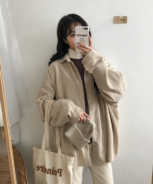 Mayree(メイリー)の「【Mayree】オーバーサイズコーデュロイシャツジャケット 2021AW(シャツ/ブラウス・レディース・ネイビー/グレー/アイボリー・FREE)」の7枚目の写真