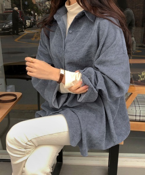 Mayree(メイリー)の「【Mayree】オーバーサイズコーデュロイシャツジャケット 2021AW(シャツ/ブラウス・レディース・ネイビー/グレー/アイボリー・FREE)」の9枚目の写真