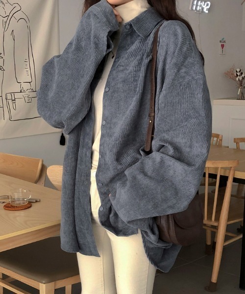Mayree(メイリー)の「【Mayree】オーバーサイズコーデュロイシャツジャケット 2021AW(シャツ/ブラウス・レディース・ネイビー/グレー/アイボリー・FREE)」の11枚目の写真