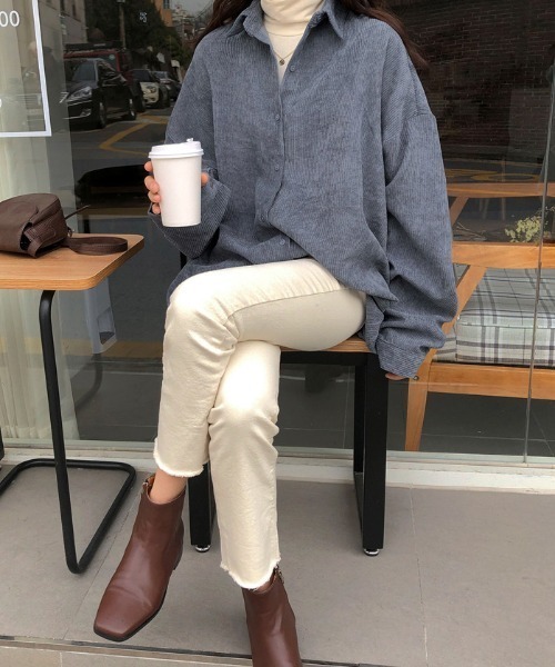Mayree(メイリー)の「【Mayree】オーバーサイズコーデュロイシャツジャケット 2021AW(シャツ/ブラウス・レディース・ネイビー/グレー/アイボリー・FREE)」の15枚目の写真