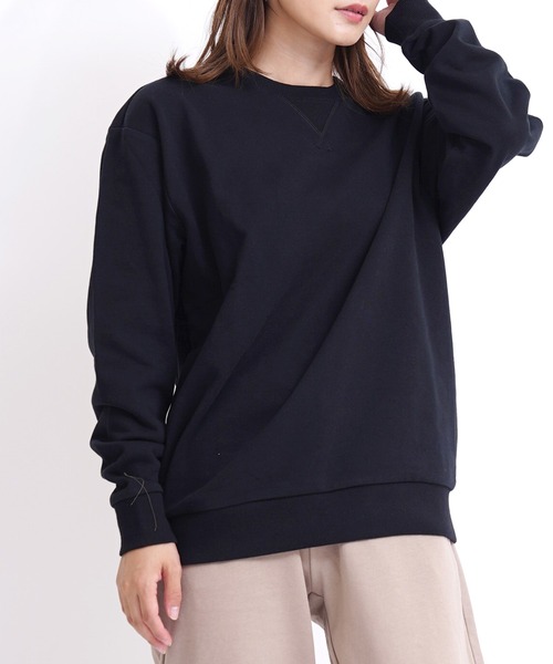 GIORDANO（ジョルダーノ）の「[ GIORDANO ] コットンクルーネック裏毛スウェット(トレーナー)（スウェット・レディース・ベージュ系その他/グレー系その他/ホワイト系その他/ブラック/ブラック系その他/ネイビー/杢グレー/ブラウン/レッド/イエロー/ダークグリーン/ライトグレー/グリーン/パープル/グレー/カーキ/ブルー/ブルー系その他/グリーン系その他・SMALL/MEDIUM/X-LARGE/LARGE/XX-LARGE）」の3枚目の写真