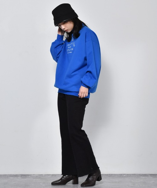 RETRO GIRL（レトロガール）の「ロゴ刺繍起毛トレーナー（スウェット・レディース・ダークブラウン/レッド/ブルー・FREE）」の5枚目の写真