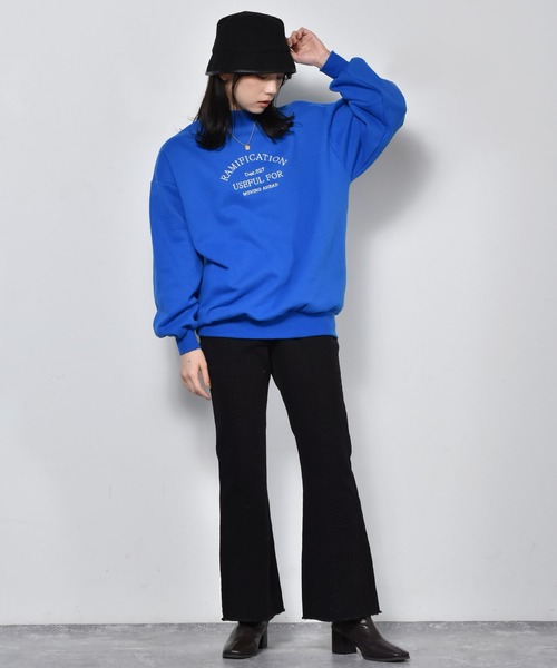 RETRO GIRL（レトロガール）の「ロゴ刺繍起毛トレーナー（スウェット・レディース・ダークブラウン/レッド/ブルー・FREE）」の10枚目の写真