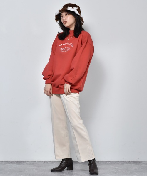 RETRO GIRL（レトロガール）の「ロゴ刺繍起毛トレーナー（スウェット・レディース・ダークブラウン/レッド/ブルー・FREE）」の13枚目の写真