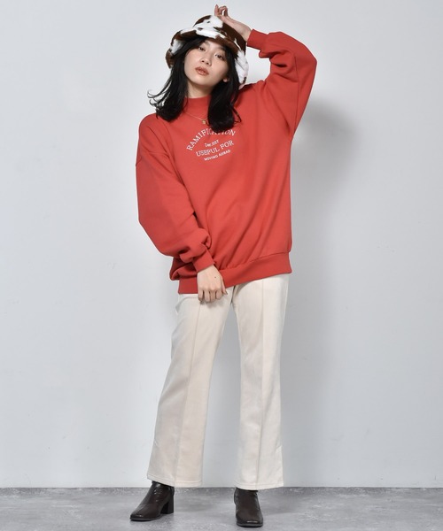 RETRO GIRL（レトロガール）の「ロゴ刺繍起毛トレーナー（スウェット・レディース・ダークブラウン/レッド/ブルー・FREE）」の17枚目の写真