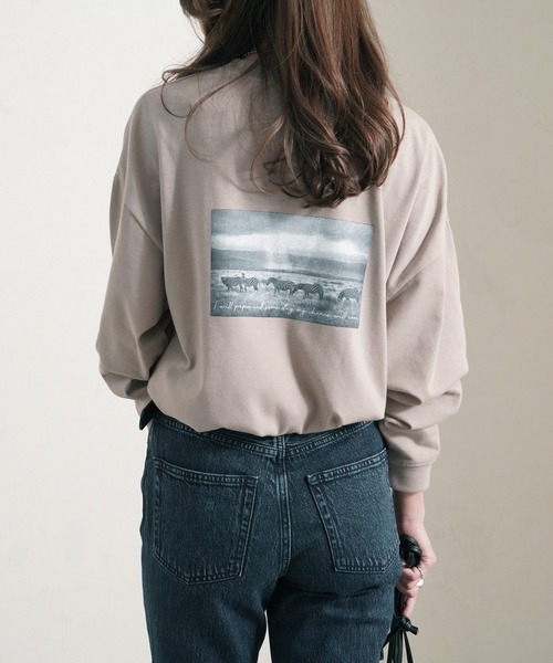 Fizz（フィズ）の「【Fizz/フィズ】　フォトプリントビッグロンT（Tシャツ/カットソー・レディース・グレイッシュベージュ/ベージュ/ブラック/ホワイト・M）」の17枚目の写真