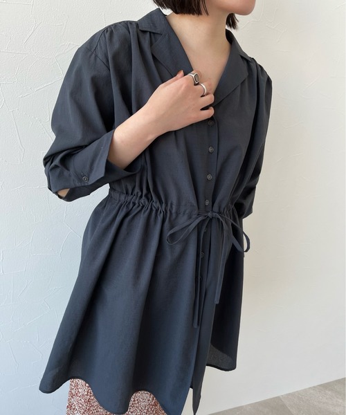 A part by（アパートバイ）の「カイキンドロストシャツ_長袖　272068（シャツ/ブラウス・レディース・ブラウン/ライトベージュ/ダークネイビー/マスタード・FREE）」の4枚目の写真