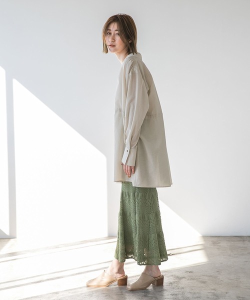 A part by（アパートバイ）の「カイキンドロストシャツ_長袖　272068（シャツ/ブラウス・レディース・ブラウン/ライトベージュ/ダークネイビー/マスタード・FREE）」の5枚目の写真