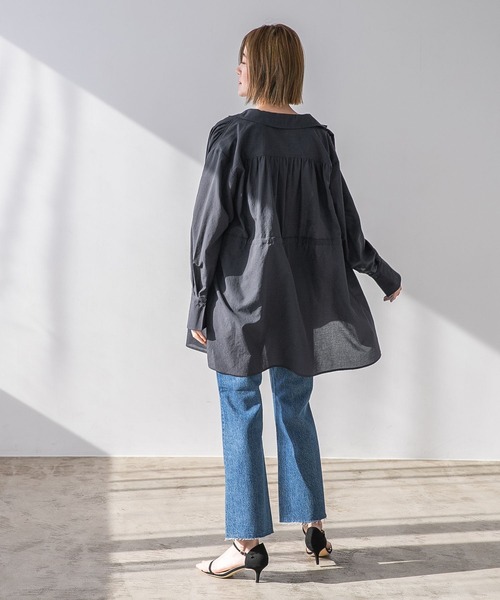 A part by（アパートバイ）の「カイキンドロストシャツ_長袖　272068（シャツ/ブラウス・レディース・ブラウン/ライトベージュ/ダークネイビー/マスタード・FREE）」の21枚目の写真