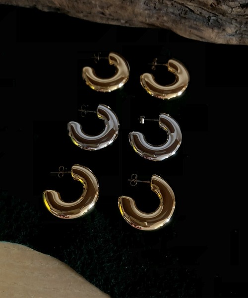 Monocoro toppi（モノコロトッピ）の「太め フープ メタル ピアス（ピアス（両耳用）・レディース・ゴールド/シルバー・フリー）」の22枚目の写真